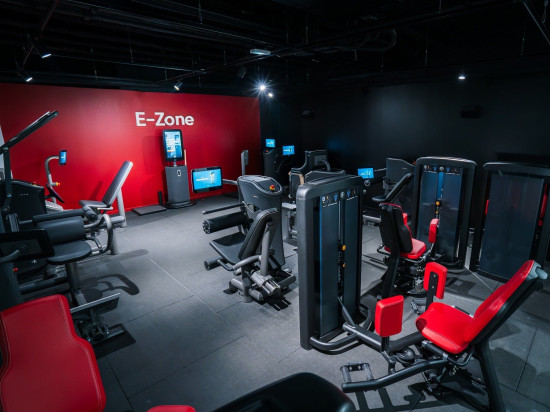 WellNess République, douches des hommes
