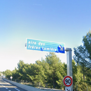 Aire des frères lumière (La Ciotat - Saint-Cyr-sur-Mer)