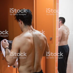 Branle en salle de sport piscine vestiaire douche Bruxelles